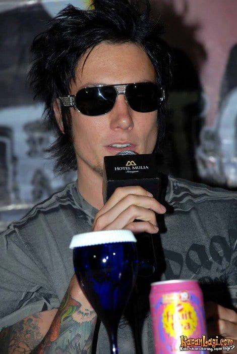 Synyster Gates