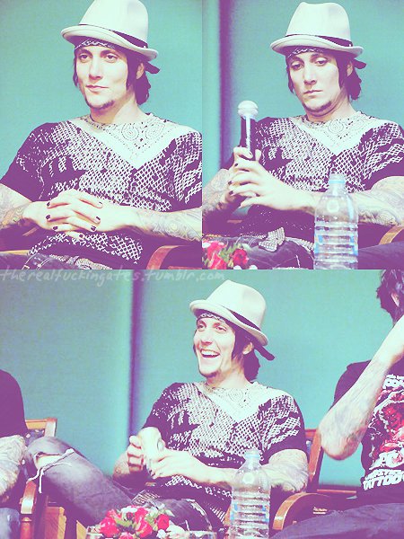 Synyster Gates