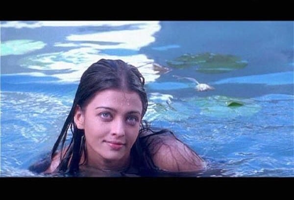 Kandukondain Kandukondain                                  (2000)