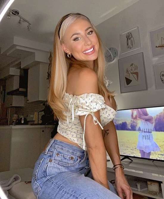 Elodie Routhier