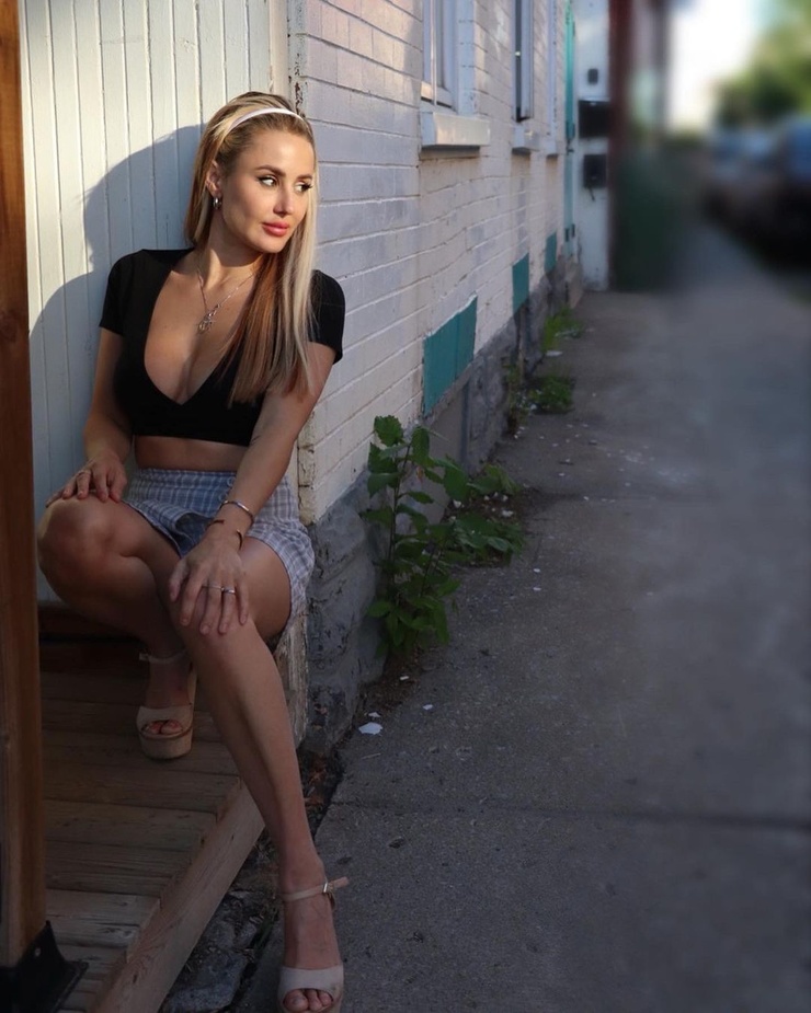 Elodie Routhier
