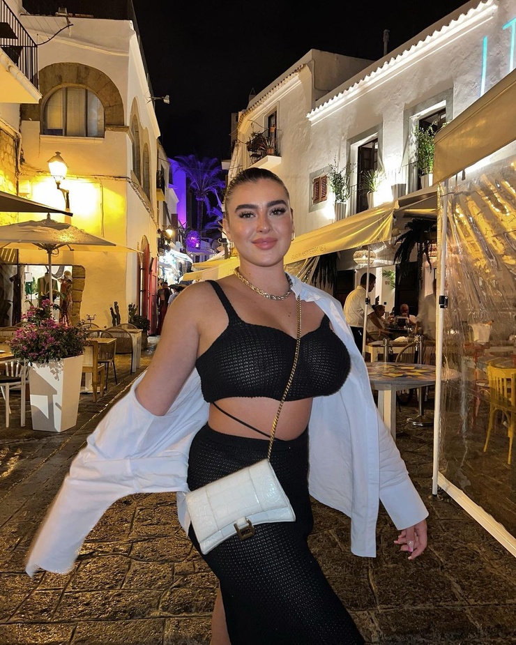 Kalani Hilliker Kalani Hilliker