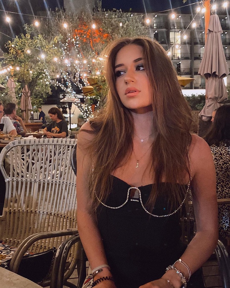 Riley Lewis