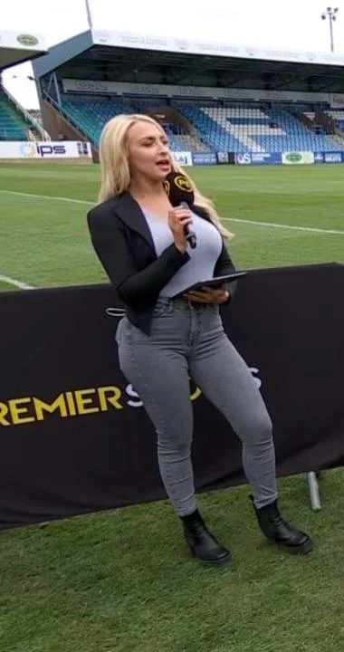 Emma Louise Jones