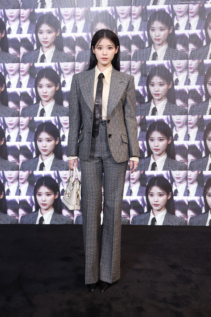 IU