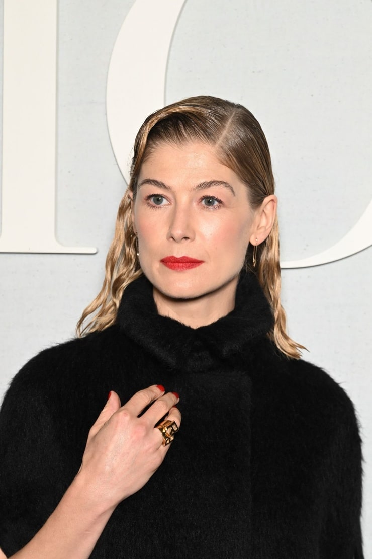 Rosamund Pike