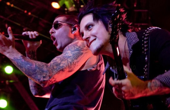 M Shadows