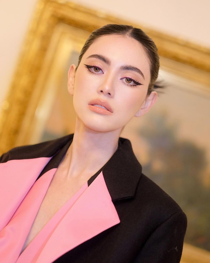 Davika Hoorne