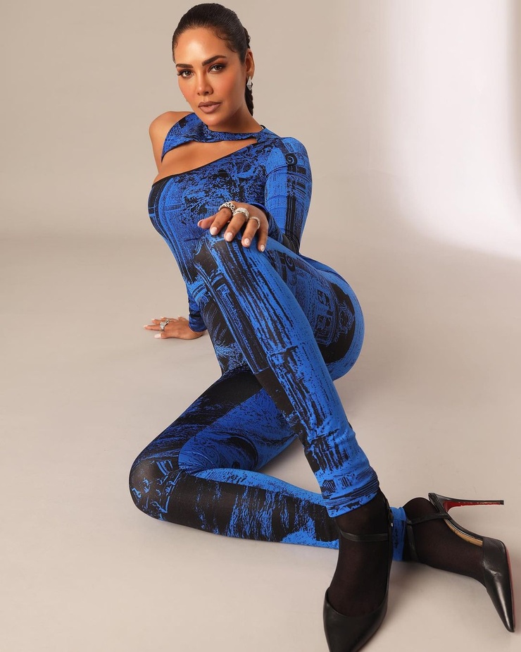 Esha Gupta