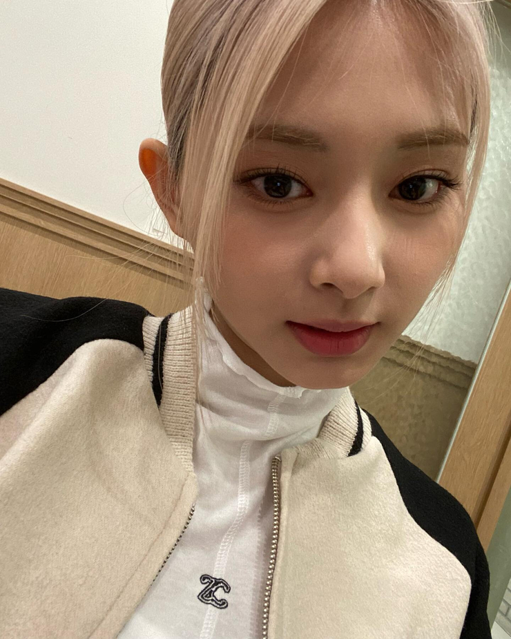Chou Tzu-yu (Tzuyu)