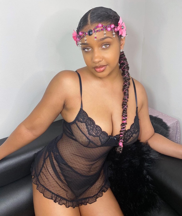 Corie Rayvon