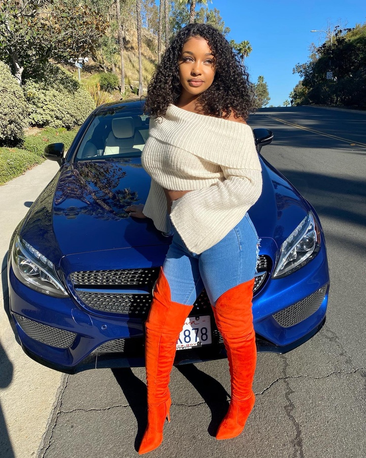 Corie Rayvon