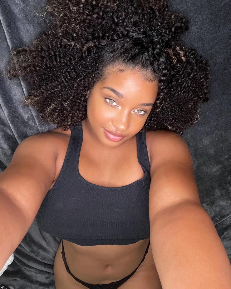 corie-rayvon-image