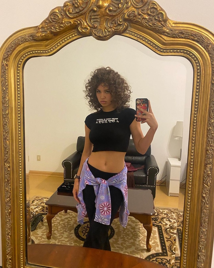 Sofia Wylie