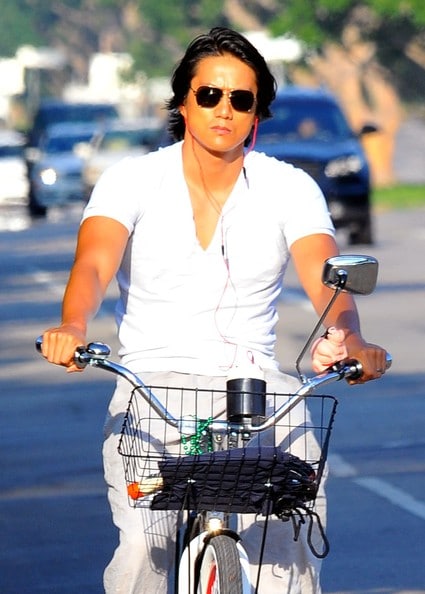 Sung Kang