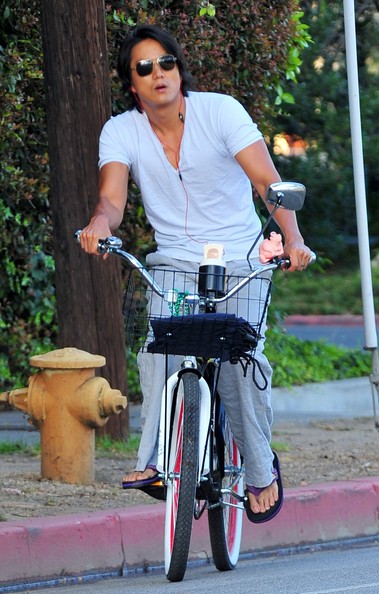 Sung Kang