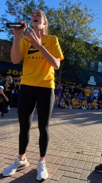 Caitlin Clark (ii)