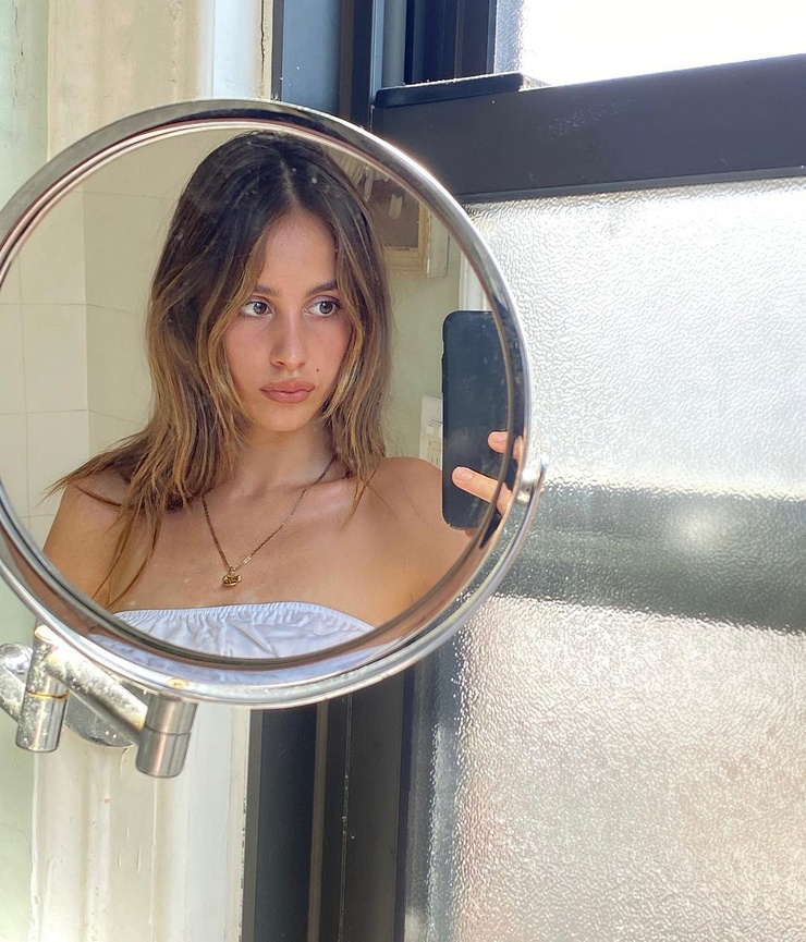 Nell Verlaque