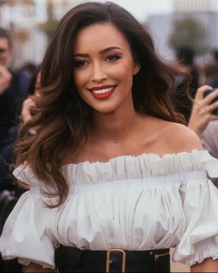 Christian Serratos Christian Serratos