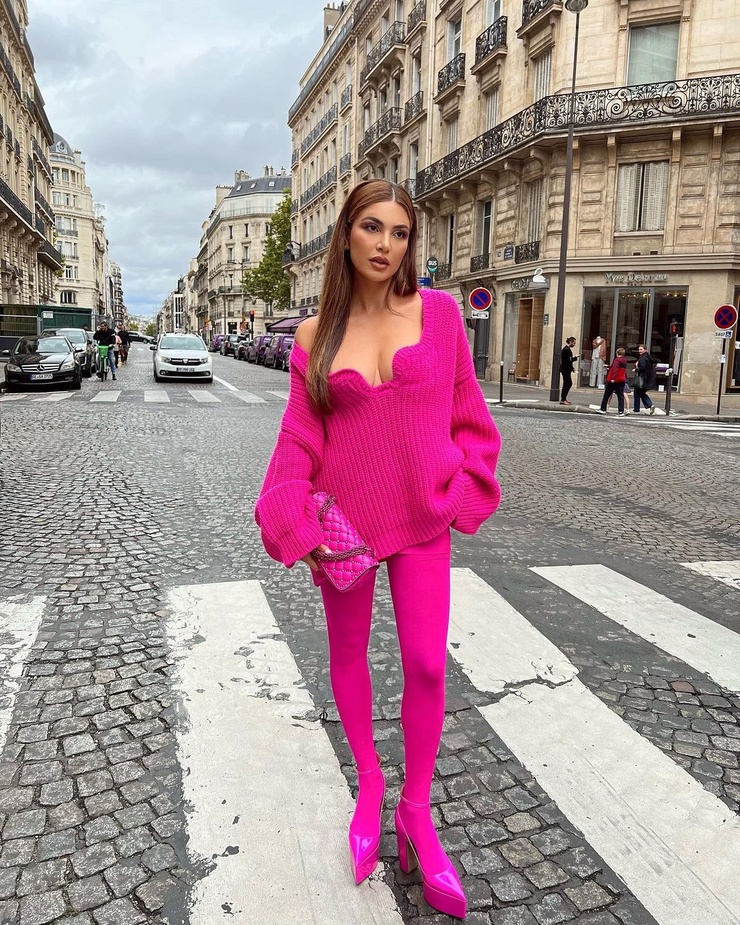 Negin Marsalehi Negin Marsalehi