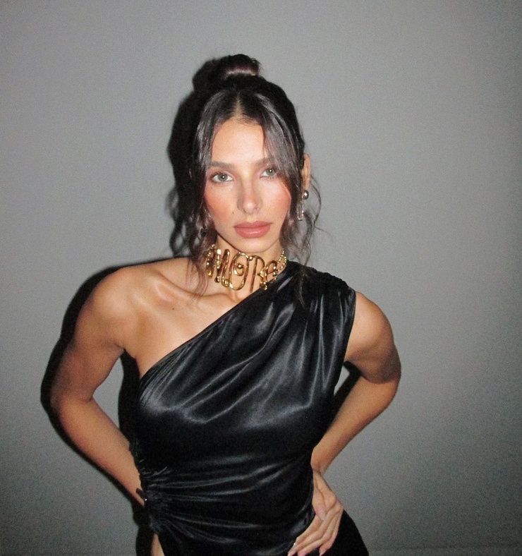 Bruna Lirio Bruna Lirio
