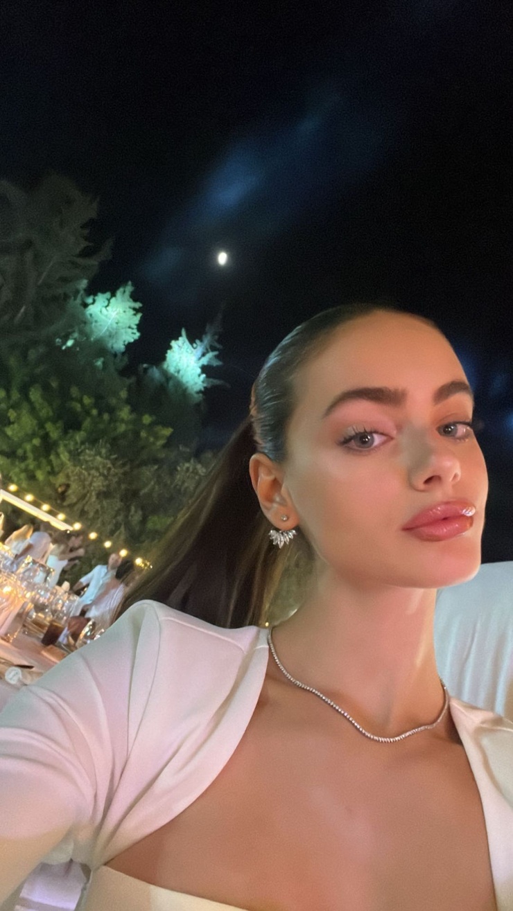 Yael Shelbia Yael Shelbia