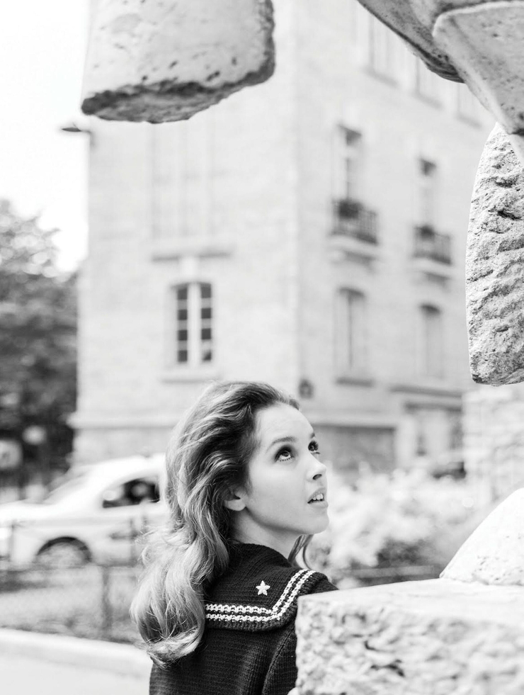 Lyna Khoudri