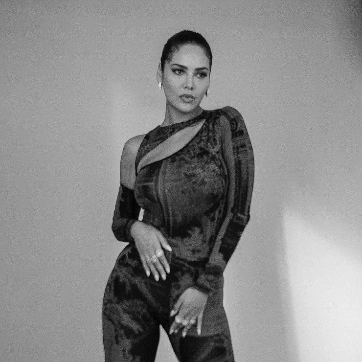Esha Gupta
