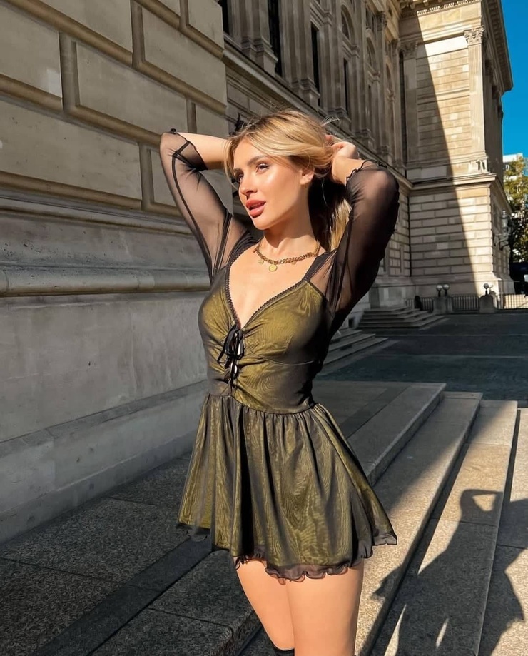 Anna Von Klinski
