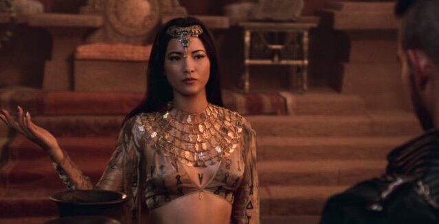 Kelly Hu