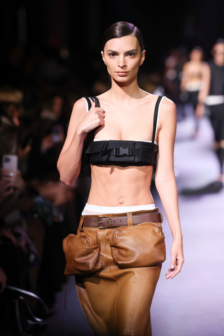 Emily Ratajkowski