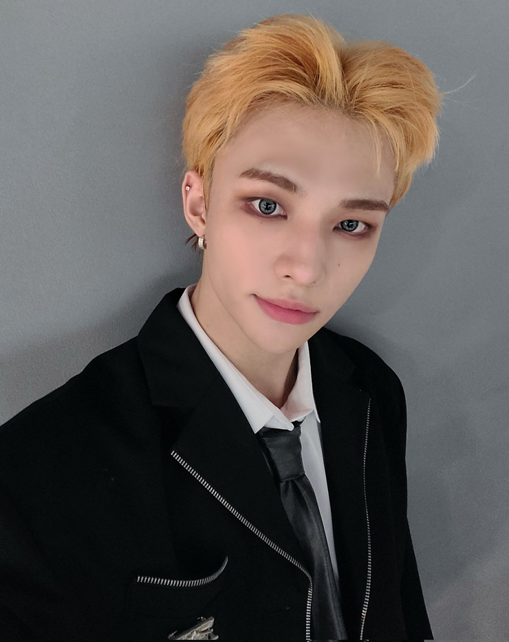 Hyun-Jin Hwang