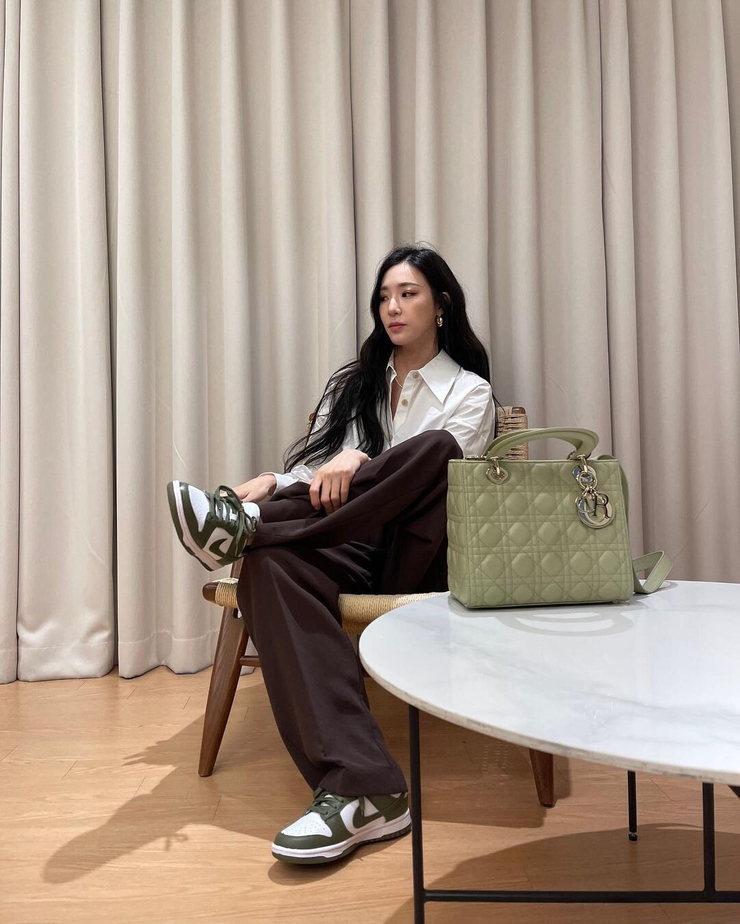 Hwang Mi-Young