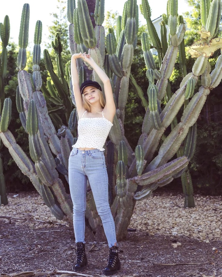 Lizzy Greene