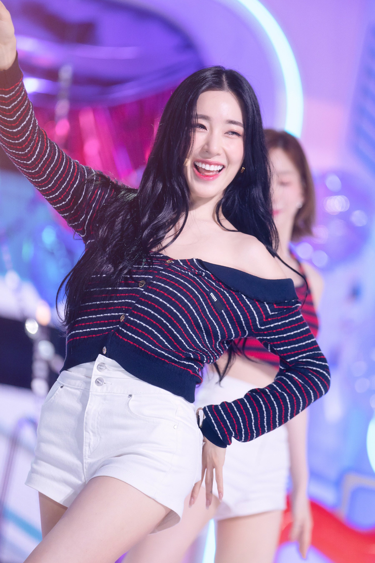 Hwang Mi-Young