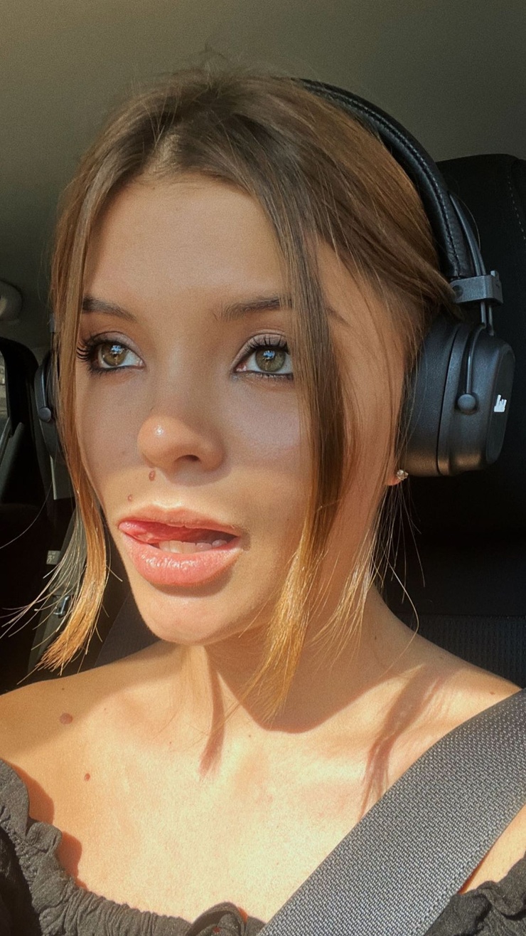 Picture of Dasha Komarova