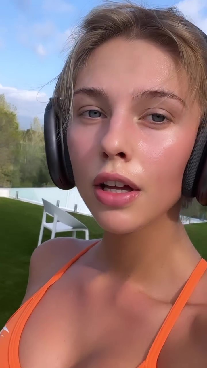 Alexa Breit Alexa Breit