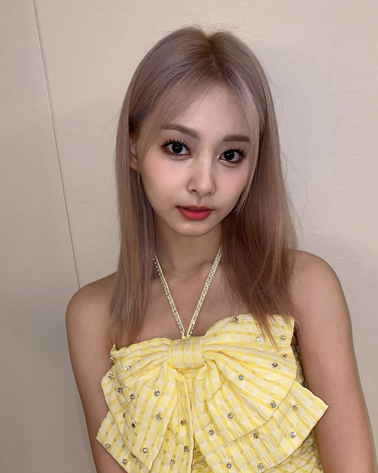Chou Tzu-yu (Tzuyu)