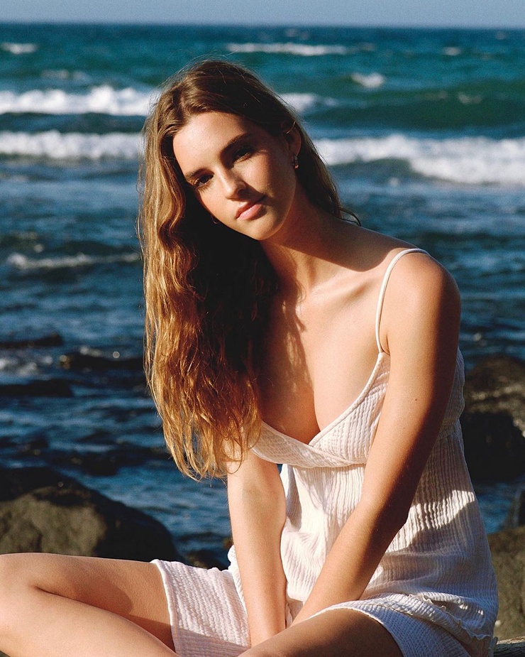 Emily Feld Emily Feld