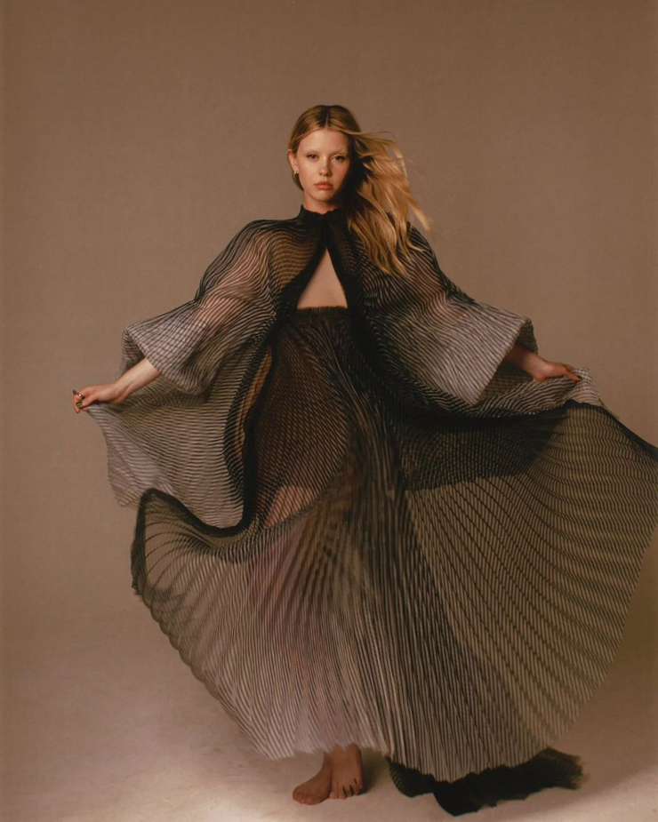 Mia Goth Mia Goth