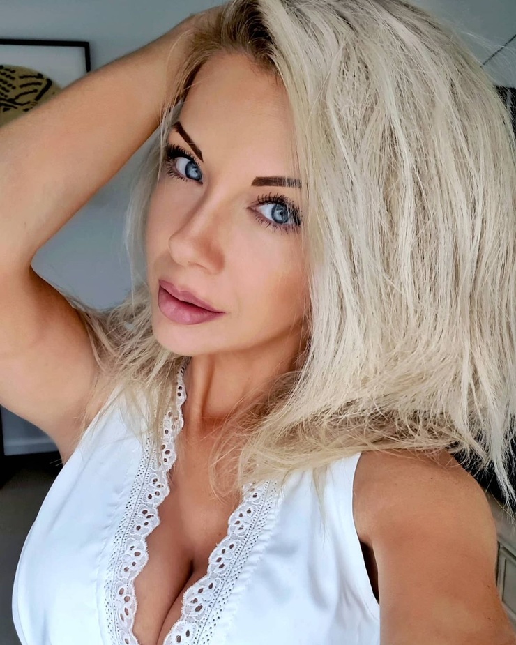 Nadine (model)