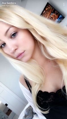 Ava Sambora