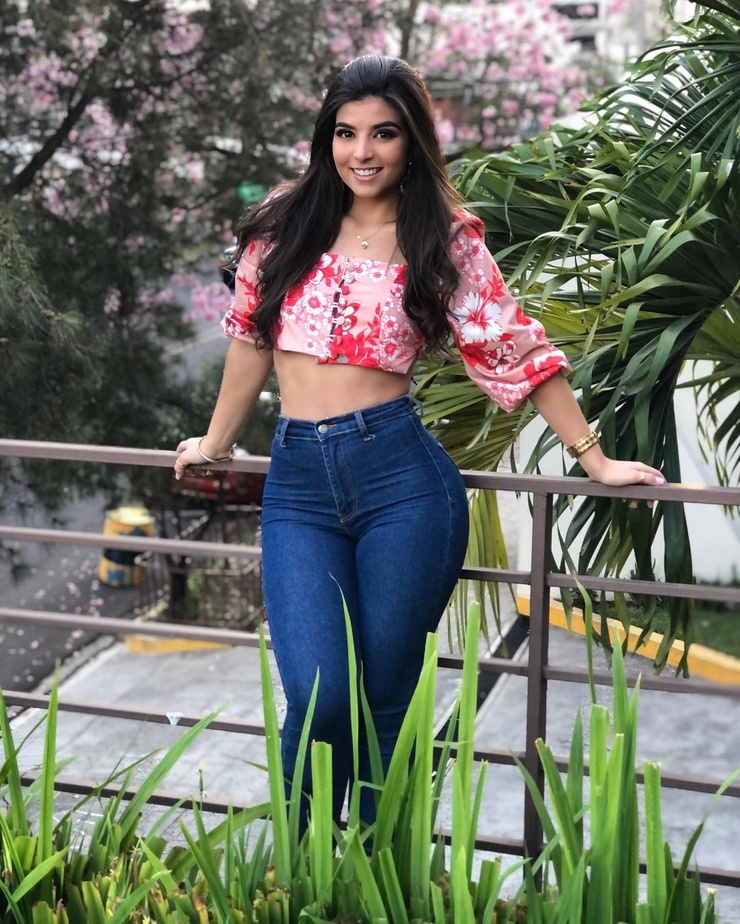 Adriana Daabub Hasbun