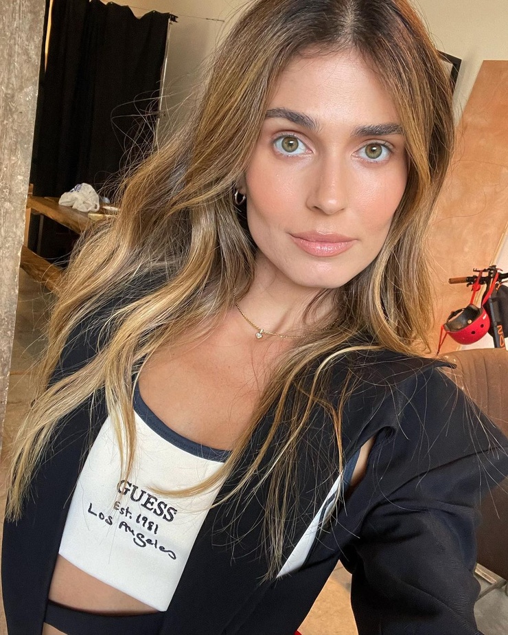 Coral Simanovich