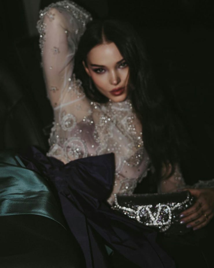 Dove Cameron