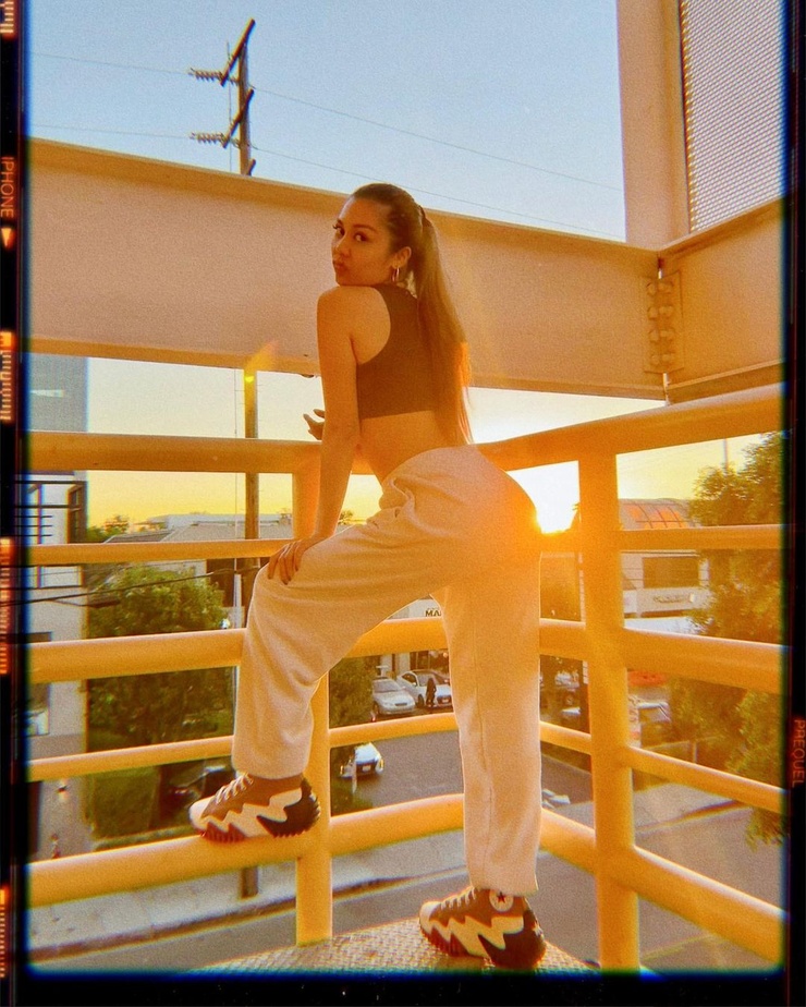 Victoria Vee