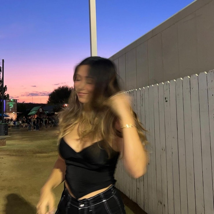 Marilyn Flores