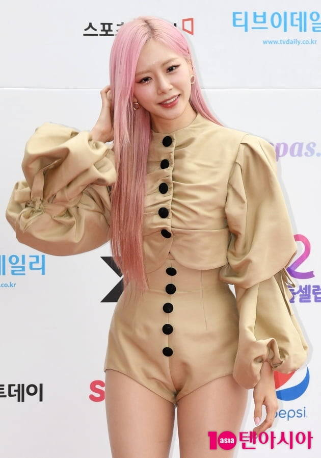 Ji-U