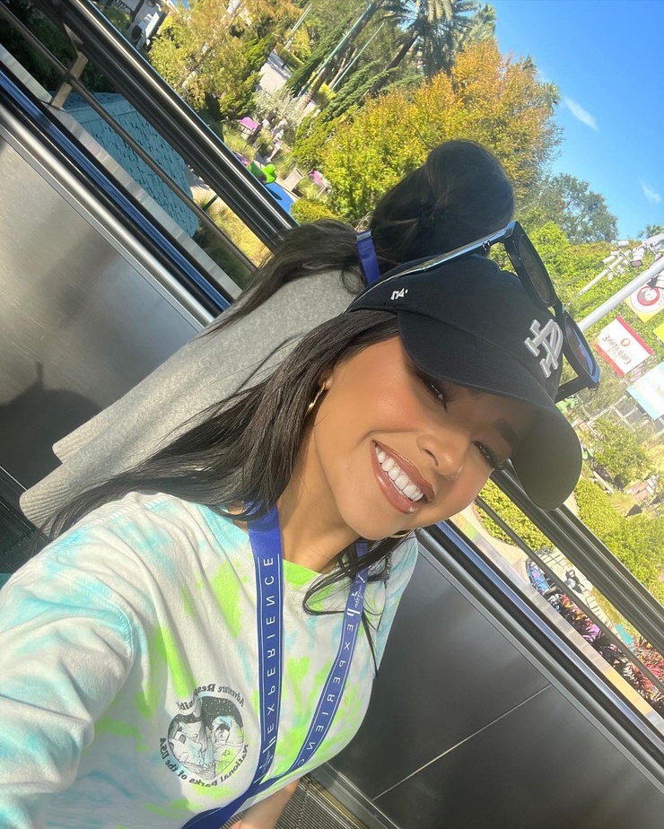 Becky G.