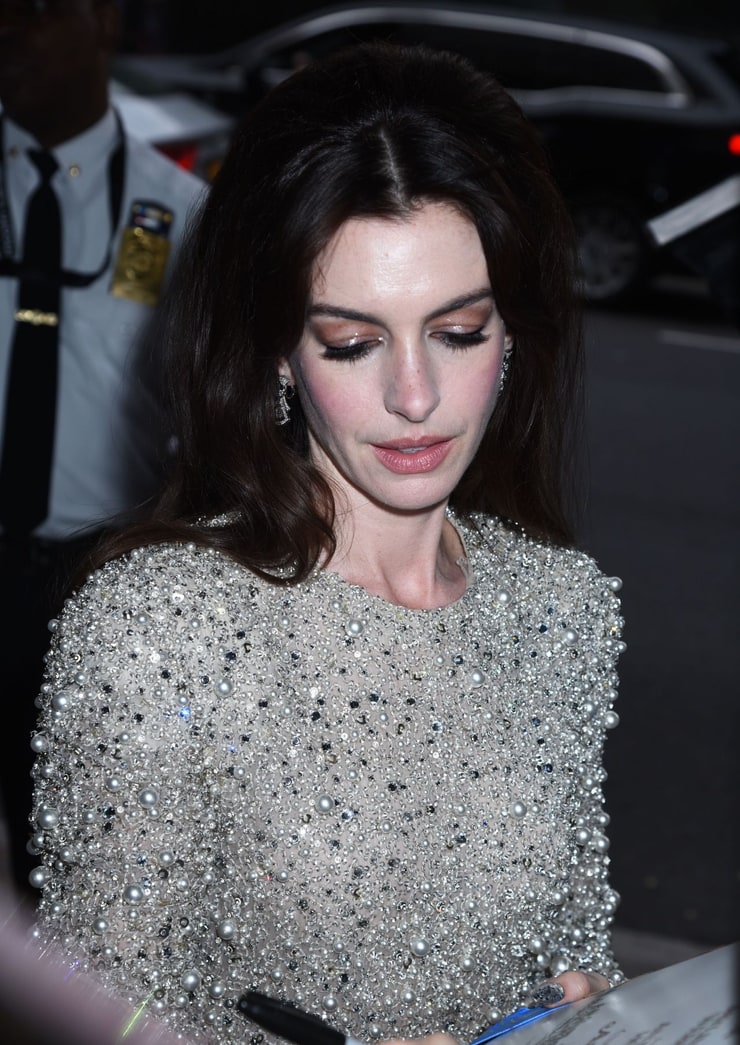 Anne Hathaway